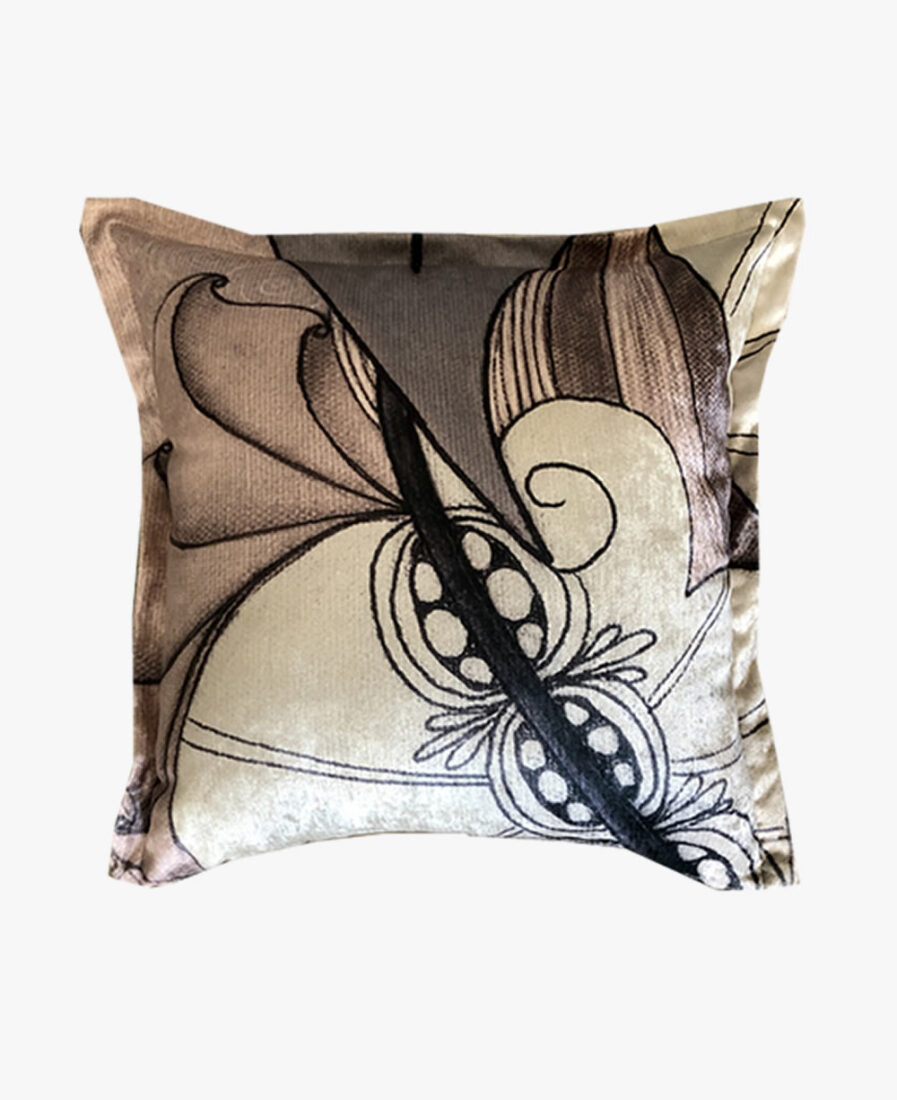 SCT016 - the violin effect scatter cushion